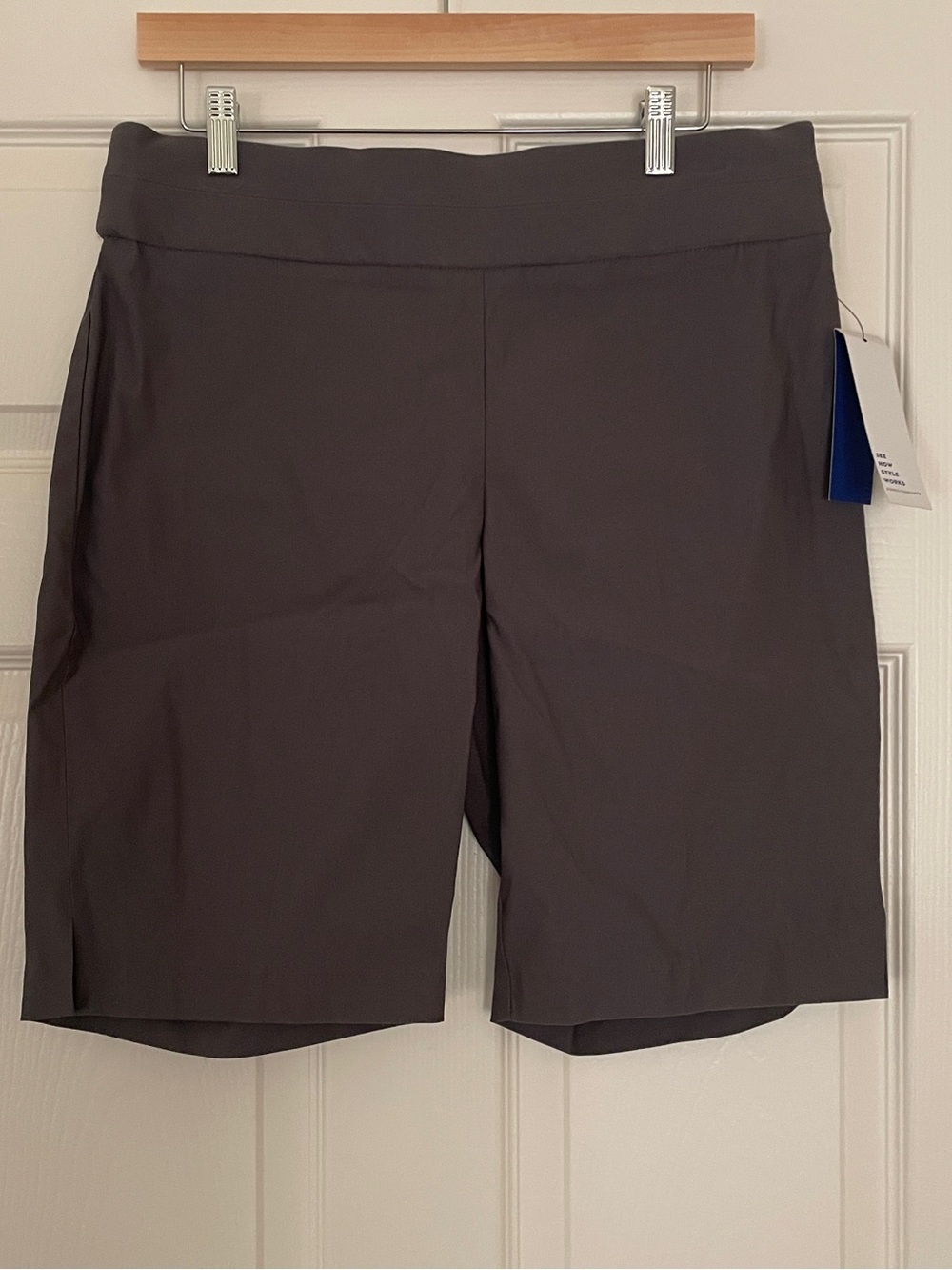 🩳 Apt. 9 Gray Stretch Brynn Bermuda Shorts 🩳